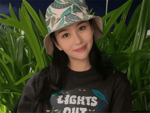 娱乐吃瓜 小妹是谁